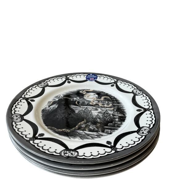 Royal Stafford Halloween Wicked Witch Salad Plates 8.5in Porcelain Set of 4 New - Picture 5 of 13